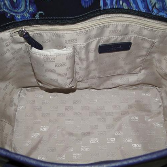 Michael Kors Emry Admiral Blue Paisley Bag - Picture 6 of 9